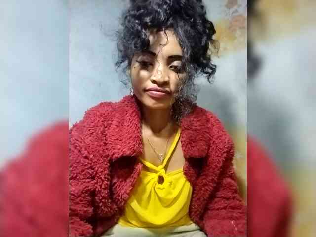Shanya12 webcam