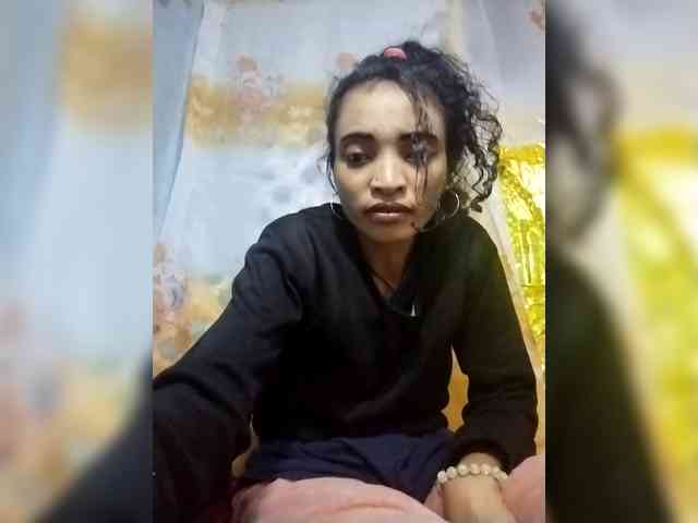 Shanya12 webcam