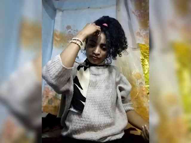 Shanya12 webcam
