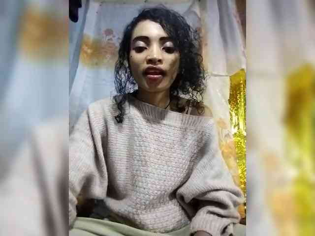 Shanya12 webcam