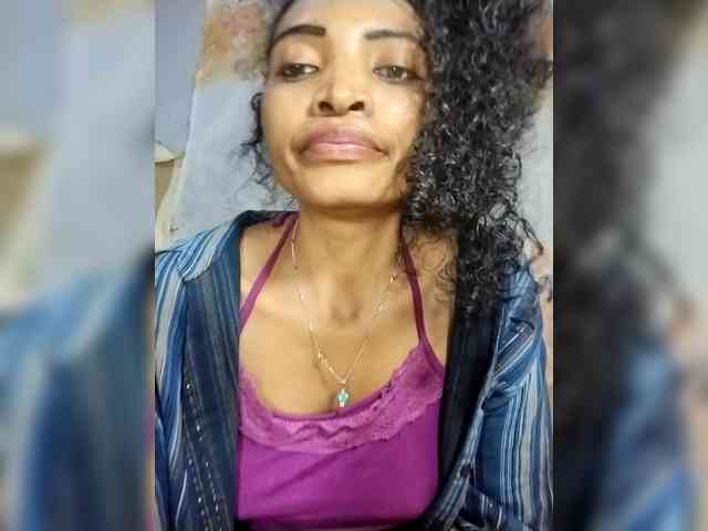 Shanya12 webcam
