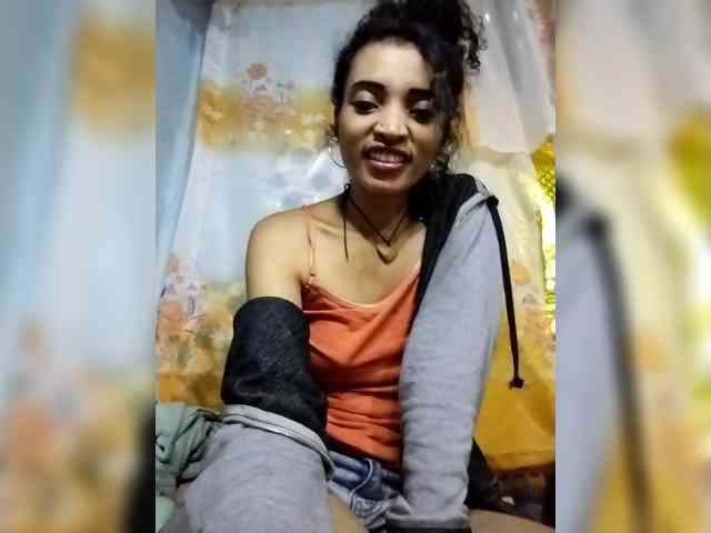 Shanya12 webcam