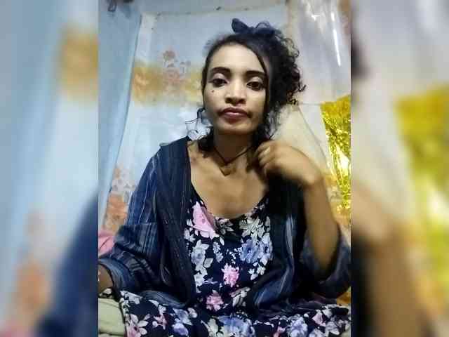 Shanya12 webcam