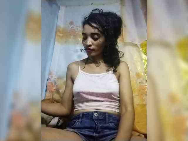Shanya12 webcam