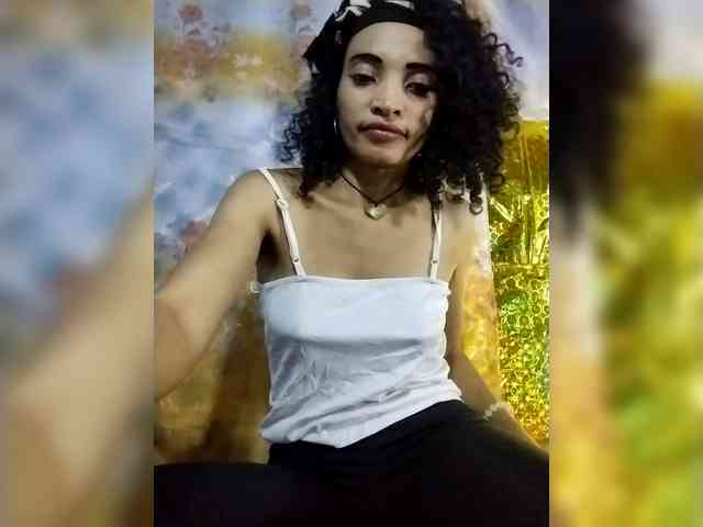 Shanya12 webcam