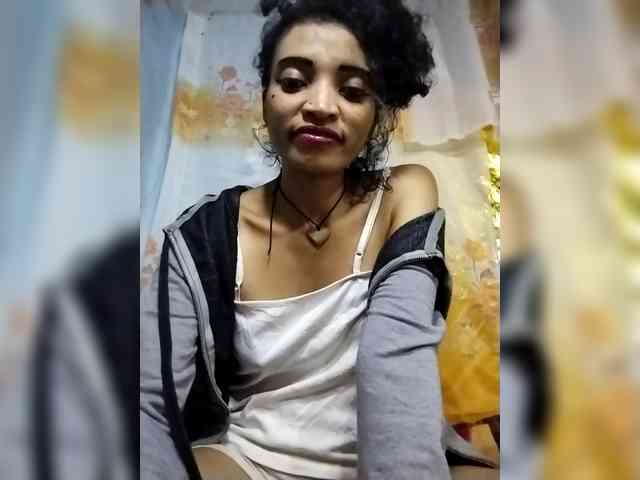 Shanya12 webcam