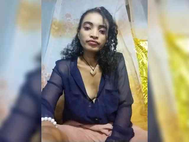 Shanya12 webcam