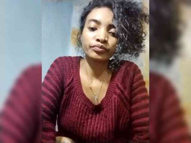 Shanya12 webcam