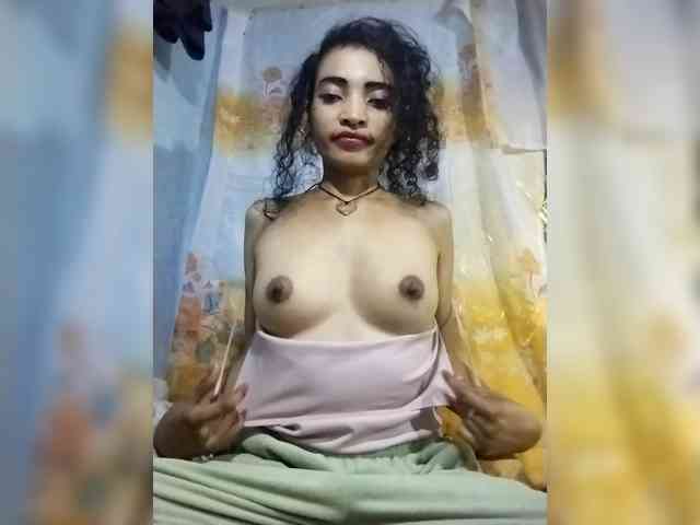 Shanya12 webcam