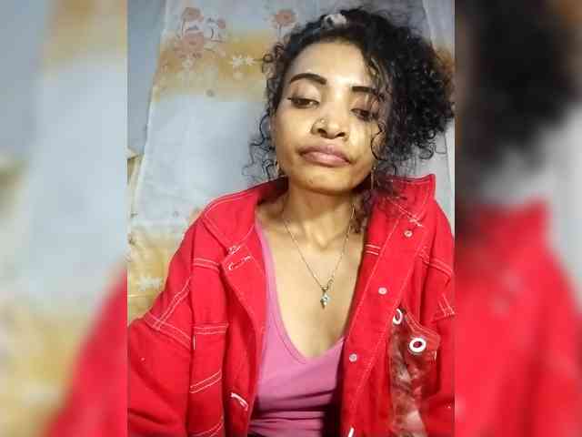 Shanya12 webcam