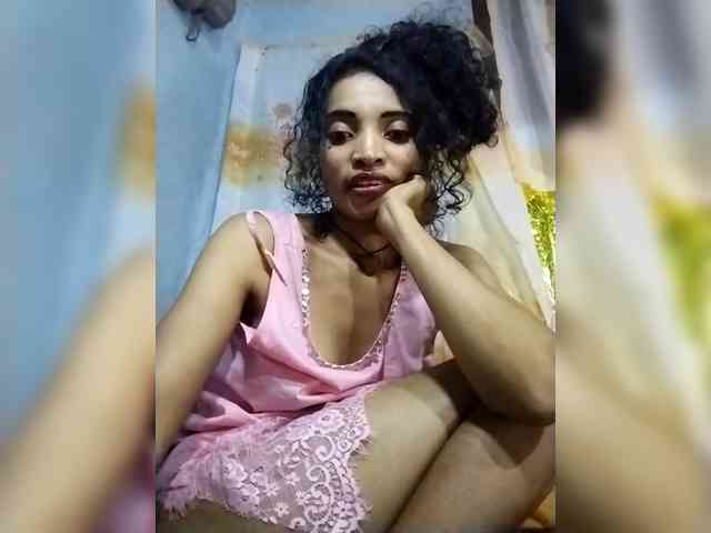 Shanya12 webcam