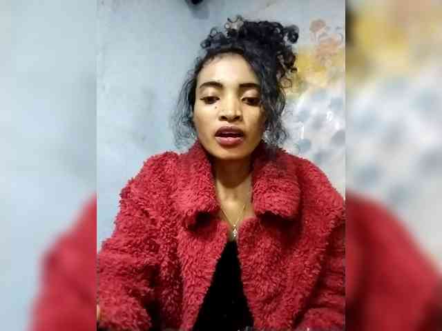 Shanya12 webcam