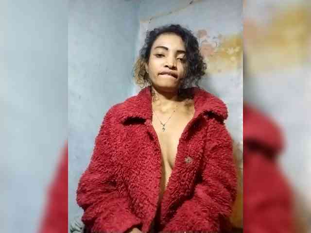 Shanya12 webcam