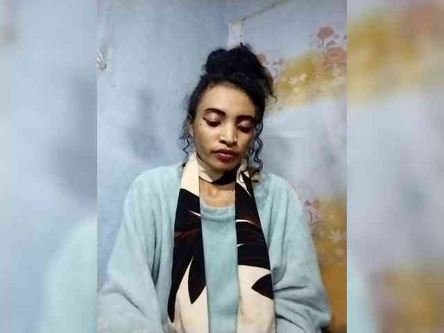 Shanya12 webcam