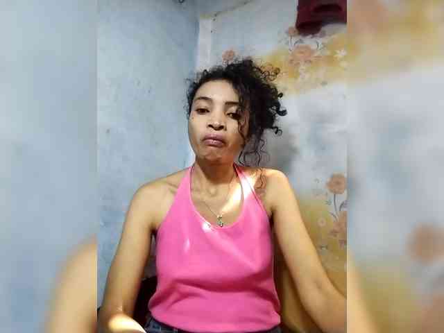 Shanya12 webcam
