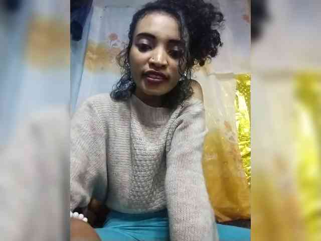 Shanya12 webcam