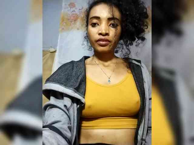 Shanya12 webcam