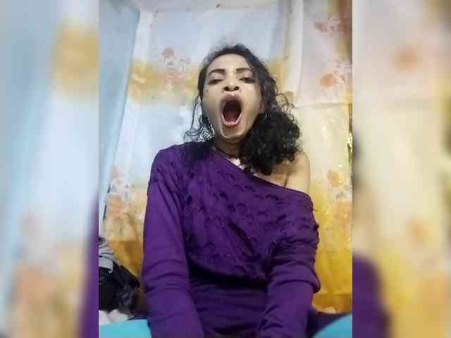 Shanya12 webcam