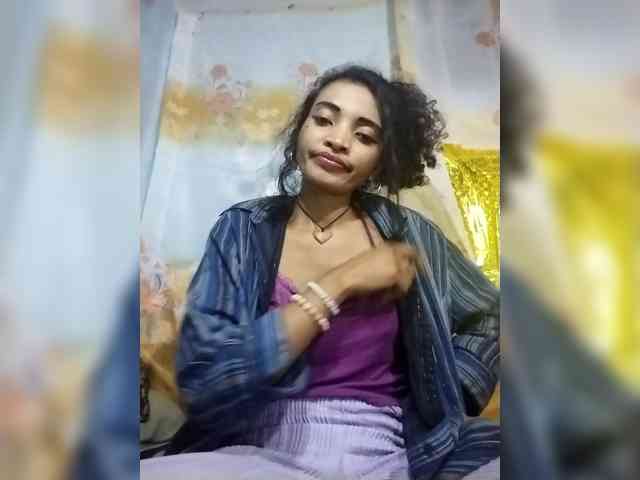 Shanya12 webcam