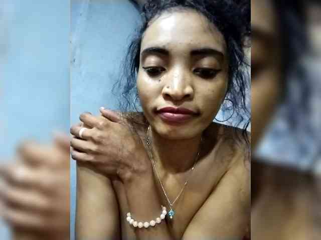 Shanya12 webcam