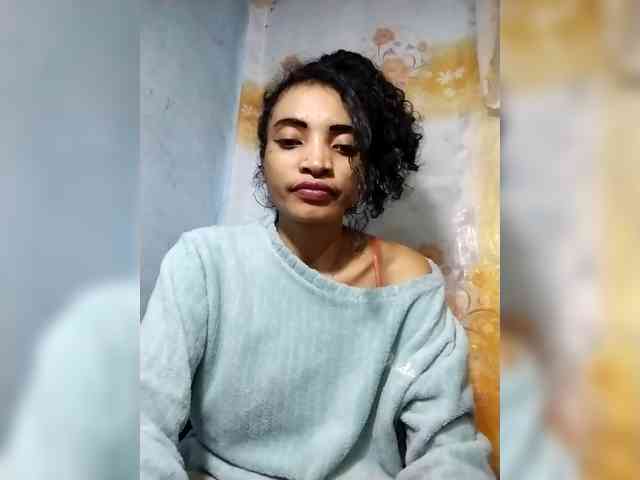 Shanya12 webcam