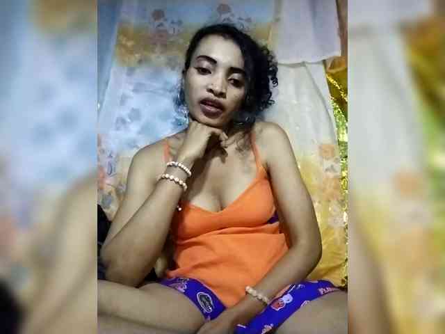 Shanya12 webcam