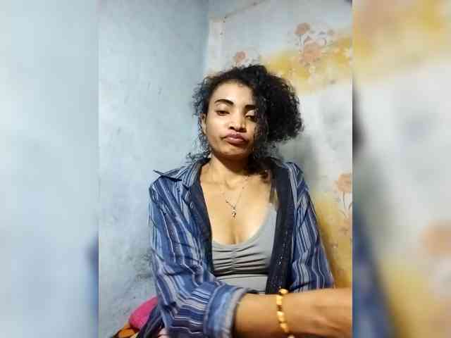 Shanya12 webcam