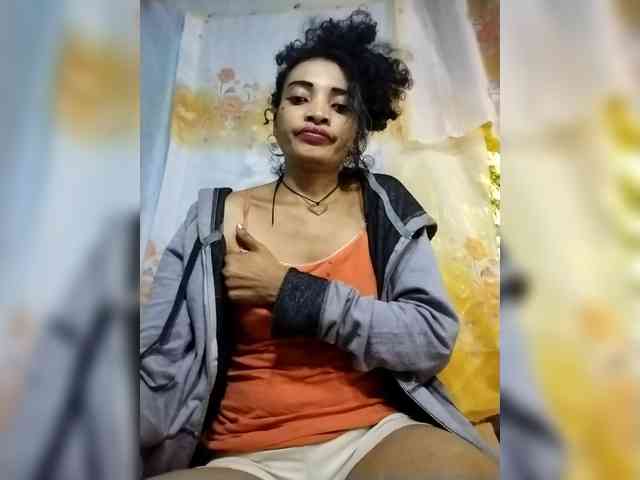 Shanya12 webcam