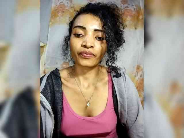 Shanya12 webcam