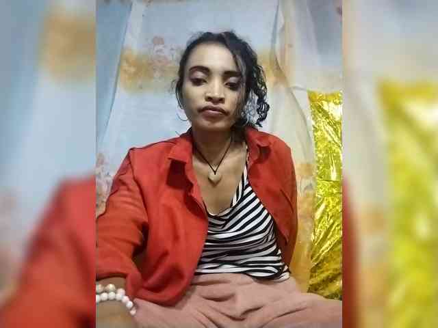 Shanya12 webcam