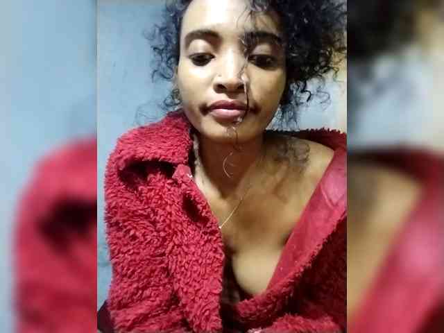 Shanya12 webcam