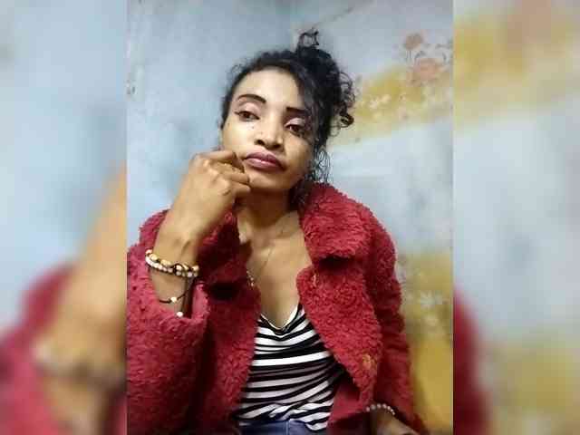 Shanya12 webcam