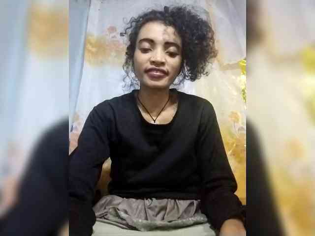 Shanya12 webcam