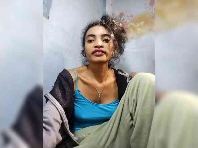 Shanya12 webcam