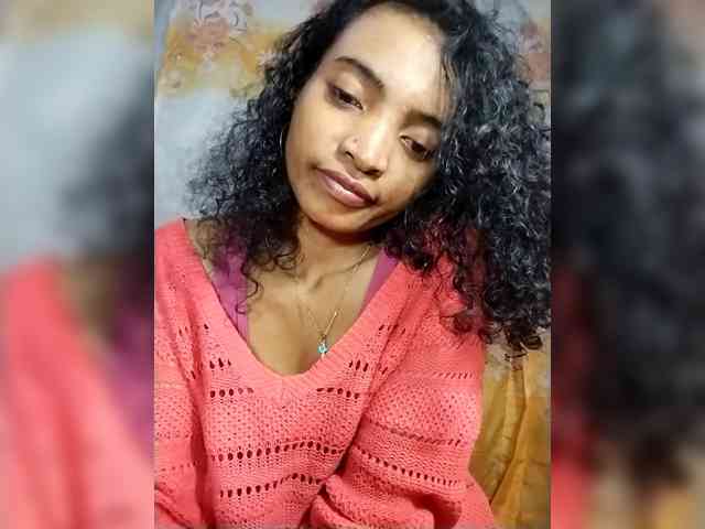 Shanya12 webcam