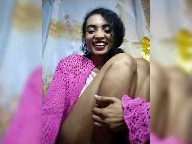 Shanya12 webcam