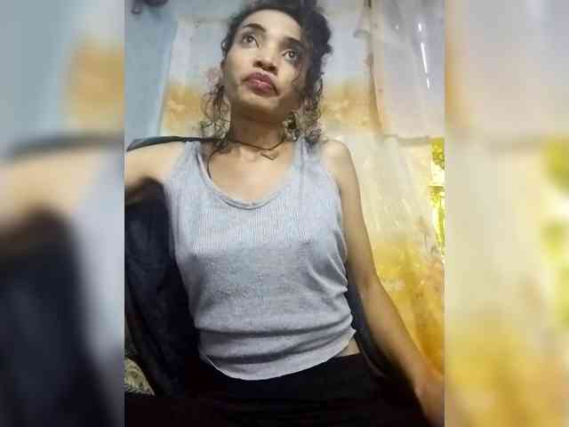 Shanya12 webcam