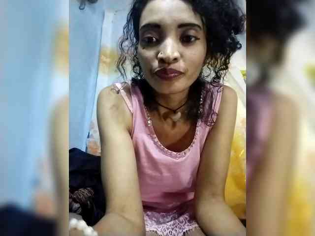 Shanya12 webcam