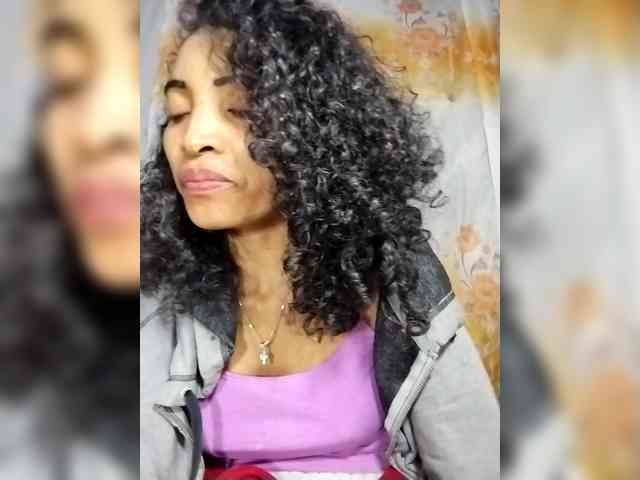 Shanya12 webcam