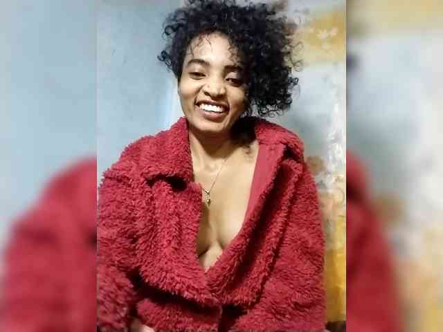 Shanya12 webcam