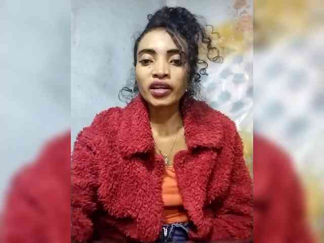 Shanya12 webcam