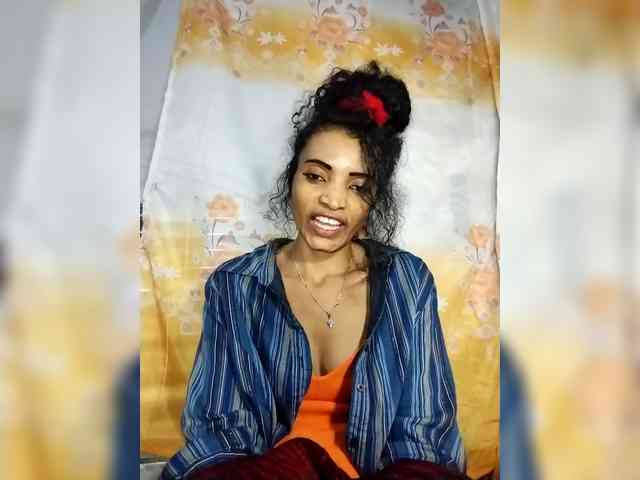 Shanya12 webcam