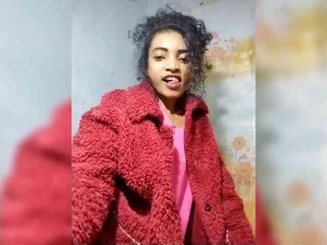 Shanya12 webcam