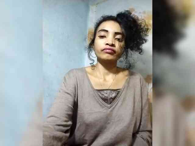 Shanya12 webcam