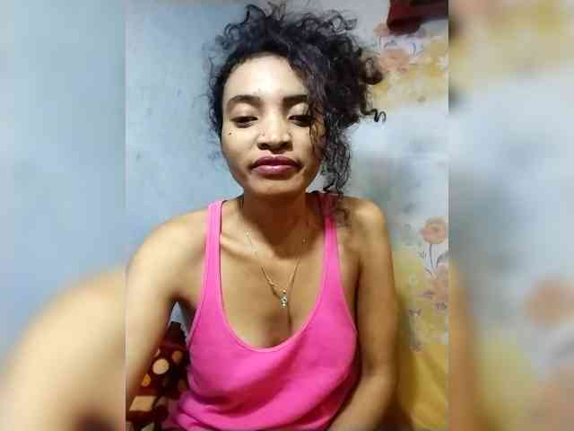 Shanya12 webcam
