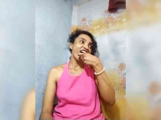 Shanya12 webcam