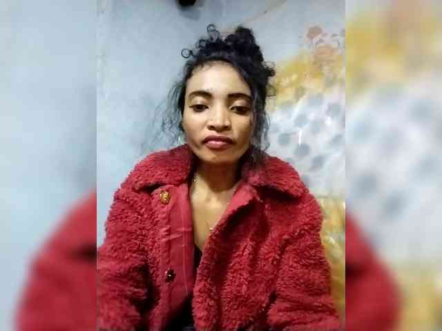 Shanya12 webcam