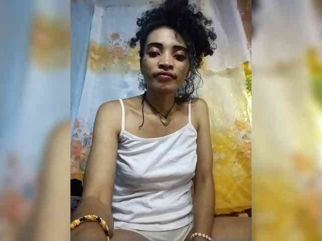 Shanya12 webcam