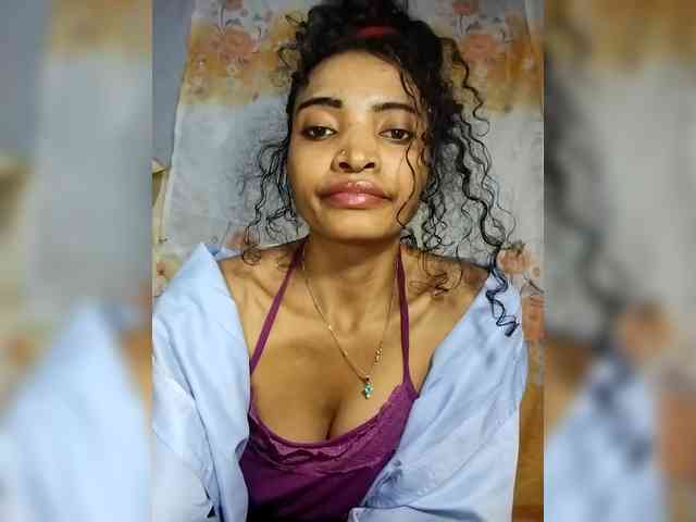 Shanya12 webcam