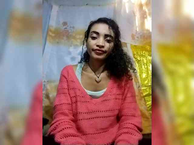 Shanya12 webcam